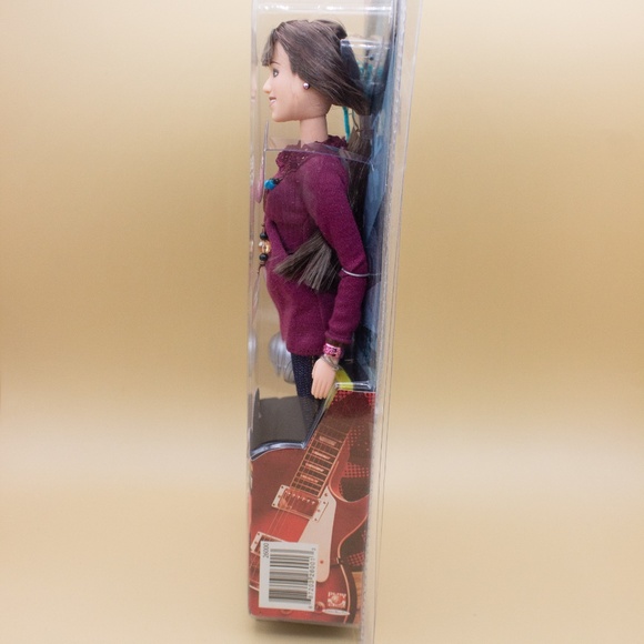 Disney Camp Rock Mitchie (Demi Lavato) Doll (2008) NIB - Picture 5 of 7